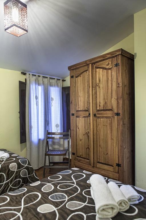 Apartamentos Rurales La Casa De Luis Санта-Крус-де-ла-Сьерра Номер фото